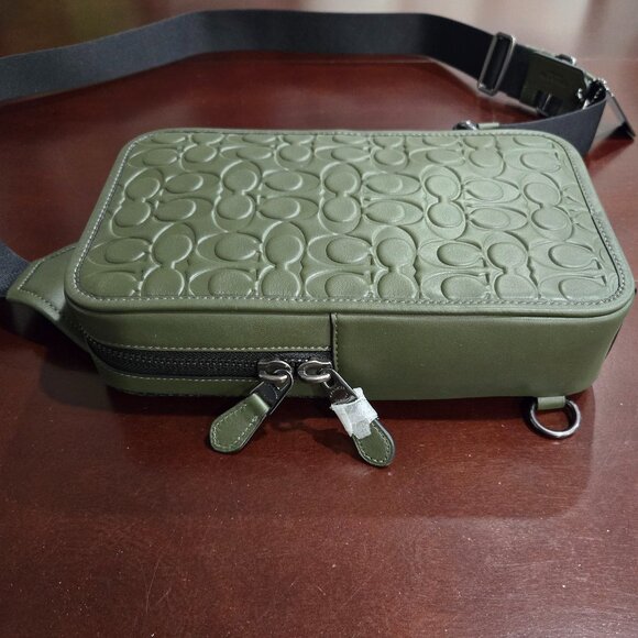 Coach Sullivan Pack In Signature Leather (Gunmetal/Dark Shamrock) - Picture 7 of 12